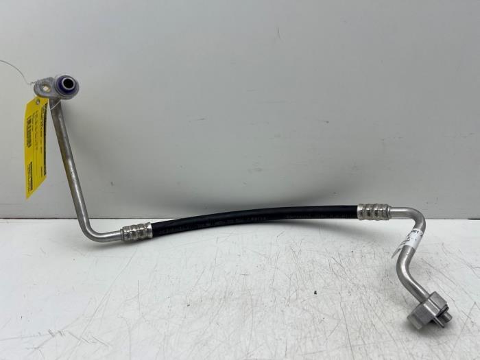 Tuyau clim d'un Mercedes GLA, Autos : Pièces & Accessoires, Autres pièces automobiles, Mercedes-Benz, Utilisé, 3 mois de garantie