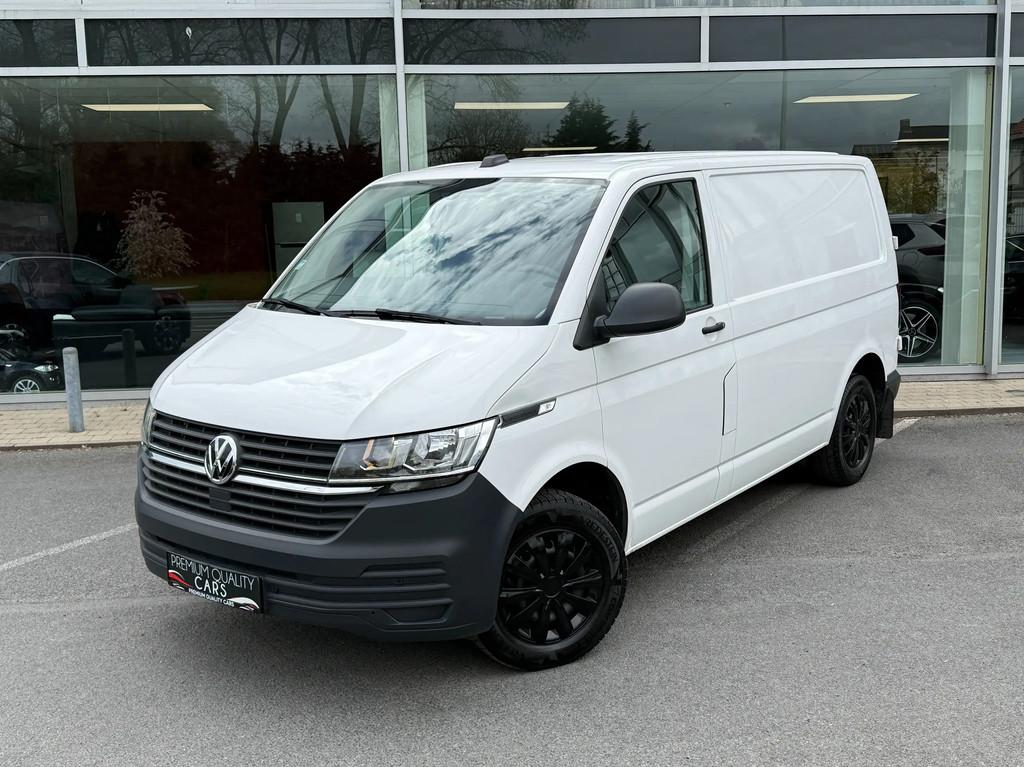 Volkswagen T6.1 Transporter AUTOMAAT / CARPLAY / TREKHAAK /, Auto's, Automaat, Stof, Gebruikt, 4 cilinders