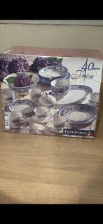 Borden en koppen, Huis en Inrichting, Keuken | Servies, Ophalen, Nieuw, Bord(en)