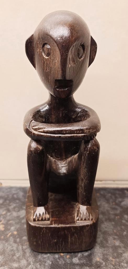 Statue ancienne en bois de Korwar en Papouasie-Nouvelle-Guin, Antiquités & Art, Art | Sculptures & Bois, Enlèvement ou Envoi