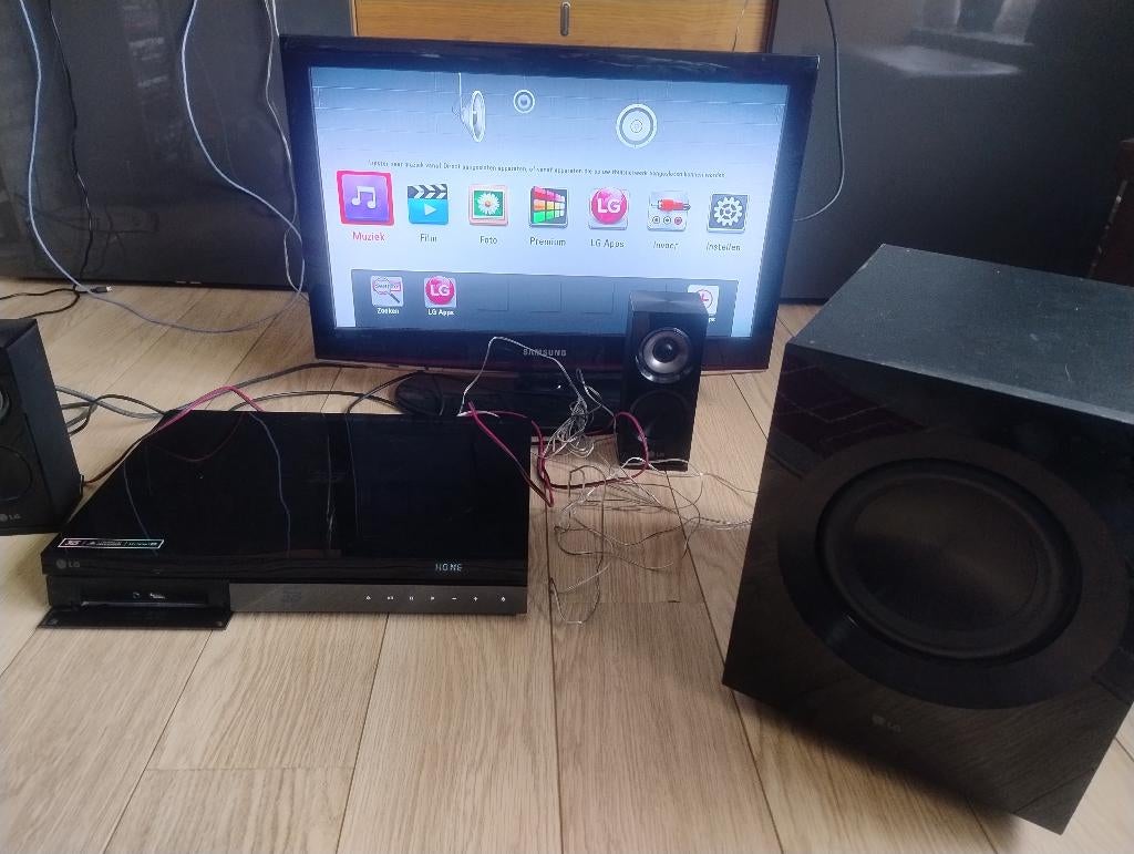 tv met home theater, TV, Hi-fi & Vidéo, Télévisions, Enlèvement, Utilisé, Samsung, 40 à 60 cm