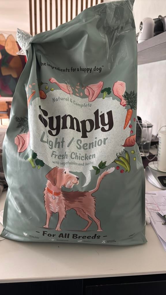 Recent geopende zak van 12kg, Dieren en Toebehoren, Ophalen, Hond