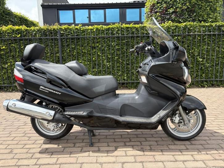 Suzuki Burgman 650 Executive, Motoren, Motoren | Suzuki, Bedrijf, Scooter, meer dan 35 kW, 2 cilinders, Motorrijbewijs A, ABS