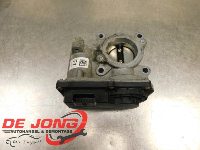 Boîtier accélérateur d'un Renault Clio, Autos : Pièces & Accessoires, Moteurs & Accessoires, Renault, Utilisé, 3 mois de garantie