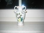 Decoratief vaasje met roosjes, Antiek en Kunst, Ophalen of Verzenden