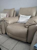 2 comfortabele leren fauteuils, Ophalen, Leer