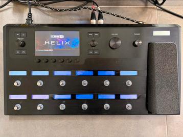 Line6 Helix Floor - Perfecte staat met custom knobs beschikbaar voor biedingen