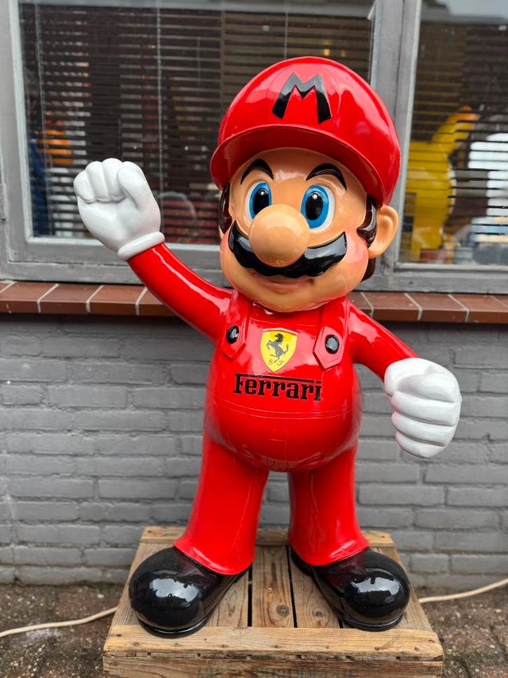 Groot Mario Ferrari reclame beeld, Verzamelen, Merken en Reclamevoorwerpen, Gebruikt, Reclamebord, Ophalen