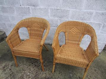 Fauteuil van riet, bamboe en rotan.