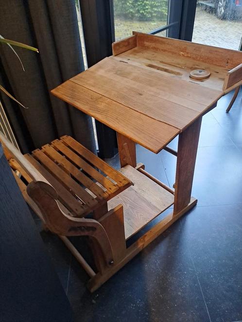 Kinderbureau tekentafel, oud retro bureau, schoolbank, Antiek en Kunst, Antiek | Overige Antiek, Ophalen