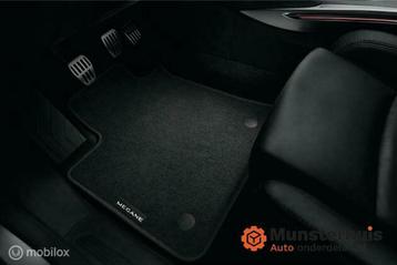 Mattenset Renault Megane IV ('16-'18) 8201614858 beschikbaar voor biedingen