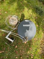 Telesat Satellietschotelkit + coaxkabel en steun