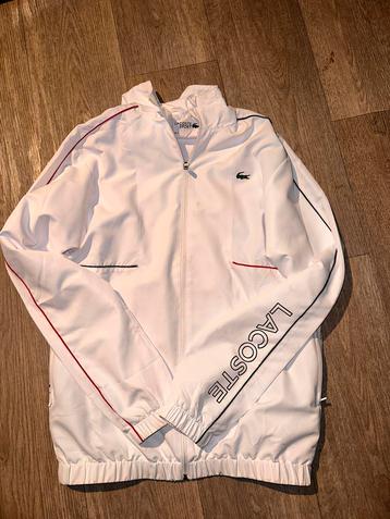 Lacoste tracksuit disponible aux enchères