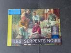 Inwijding van de oude kleurenfotogroep „Les Serpents Noirs”, Ophalen
