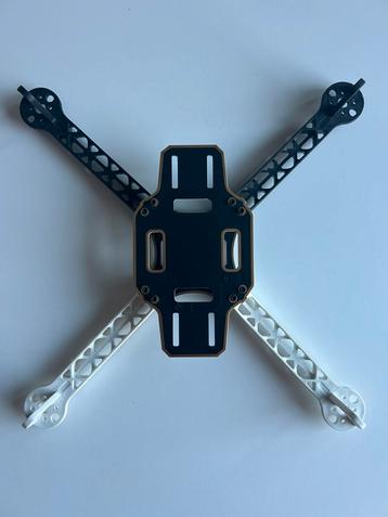 Drone frame beschikbaar voor biedingen