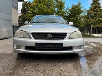 Lexus is200 sportcross beschikbaar voor biedingen