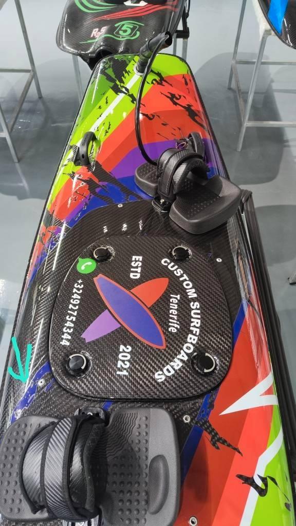 Surfplank op naft, Watersport en Boten, Windsurfen, Nieuw, Plank, Minder dan 250 cm, Met vin(nen), Met draagtas, Minder dan 5 m²