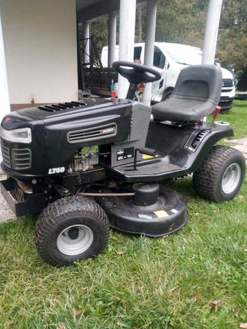 zitmaaier zeer mooi staat beschikbaar voor biedingen