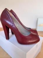 Noë peep toe pumps, Comme neuf, Noë, Escarpins, Rouge