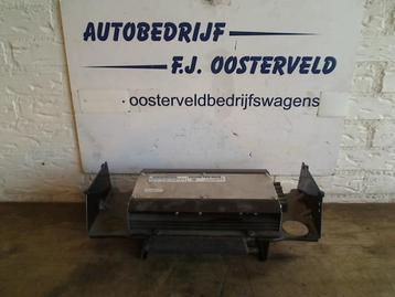 Amplificateur radio d'un Volkswagen Transporter, Enlèvement ou Envoi, 3 mois de garantie, Utilisé, Volkswagen