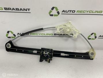 Raammechanisme Links Achter Porsche Macan ORIG 95B839461 beschikbaar voor biedingen