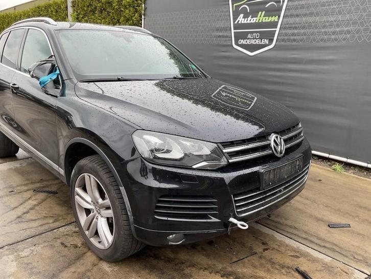 BUMPER VOOR Touareg (7PA / PH) (|7P6807221CGRU|7P6807221C|), Auto-onderdelen, Carrosserie, Bumper, Volkswagen, Voor, Gebruikt