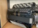 Accordeon - BUGARI 800FR, Muziek en Instrumenten, Accordeons, Knopaccordeon, Zo goed als nieuw, 120-bas, Ophalen