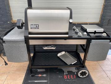 Prachtige Weber Genesis gasbarbecue in top staat !! beschikbaar voor biedingen