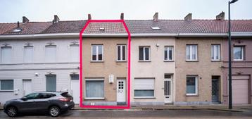 Woning te koop in Izegem, 2 slpks, 454 kWh/m²/jaar, 2 kamers, Vrijstaande woning, 98 m²
