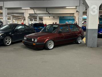 Volkswagen golf 2 beschikbaar voor biedingen