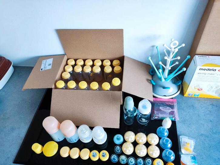 Lot flesjes, spenen, kolfset, tepelhoedjes..., Kinderen en Baby's, Babyvoeding en Toebehoren, Gebruikt, Overige typen, Ophalen