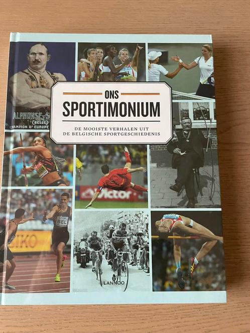 Splinternieuw boek ‘ Ons Sportimonium’, Livres, Livres de sport, Neuf, Enlèvement ou Envoi
