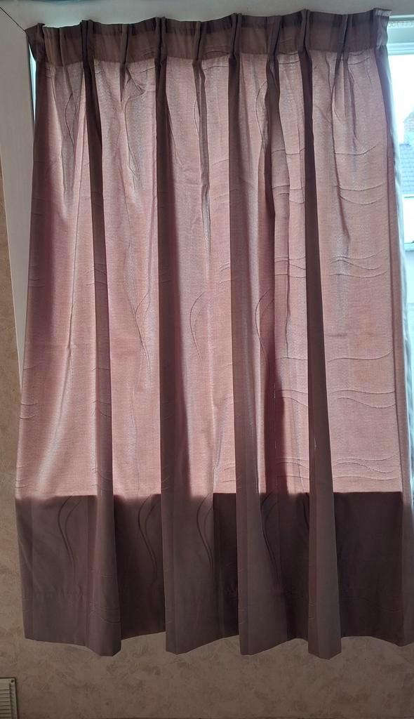 Overgordijnen, Huis en Inrichting, Stoffering | Gordijnen en Lamellen, Zo goed als nieuw, 150 tot 200 cm, 200 cm of meer, Bruin