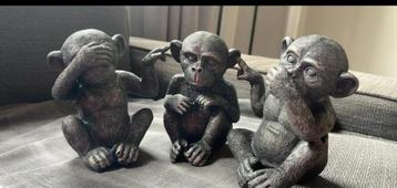 Logique de 3 singes de la sagesse a retirer sur perwez beschikbaar voor biedingen