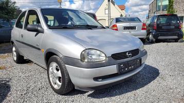 opel corsa 1.2i AUTOMAAT wordt GEKEURD AIRCO 2000 beschikbaar voor biedingen
