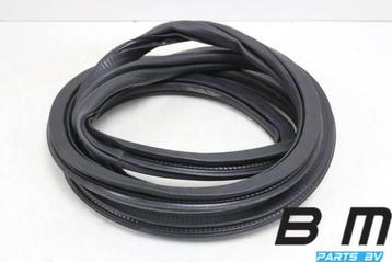 Portierrubber rechtsvoor VW Polo 2G AW 2G4867912B beschikbaar voor biedingen