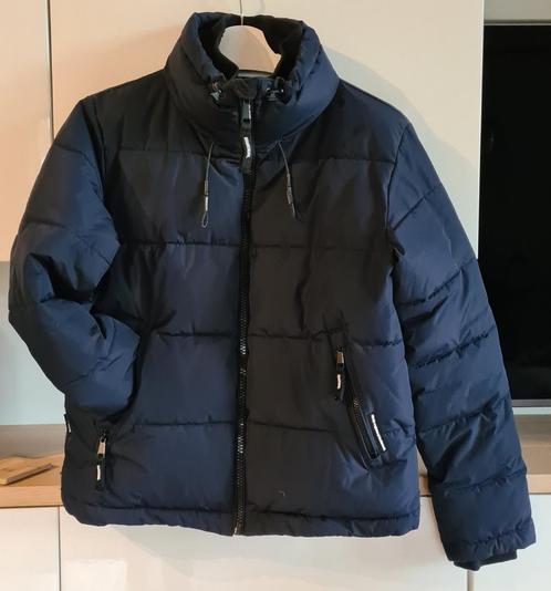 Donkerblauwe jas 'Khujo' (maat: M), Kleding | Dames, Jassen | Winter, Zo goed als nieuw, Maat 38/40 (M), Blauw, Ophalen of Verzenden