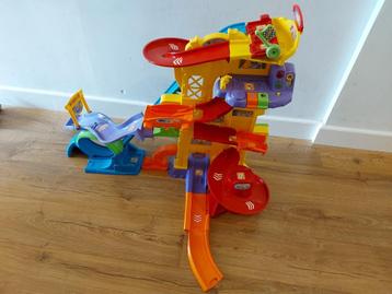 Auto stuntpark Vtech, Kinderen en Baby's, Ophalen, Gebruikt, 2 tot 4 jaar