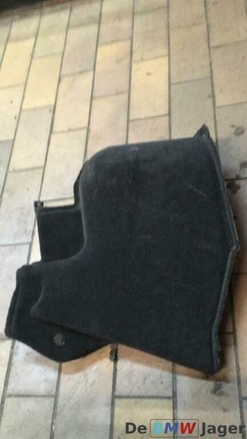 Bagageruimtebekleding rechts BMW 3-serie E36 51478170592 beschikbaar voor biedingen