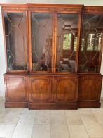 Red mahony houten kast, lengte 2.08 m , hoogte 2.20 m,, Antiek en Kunst, Ophalen