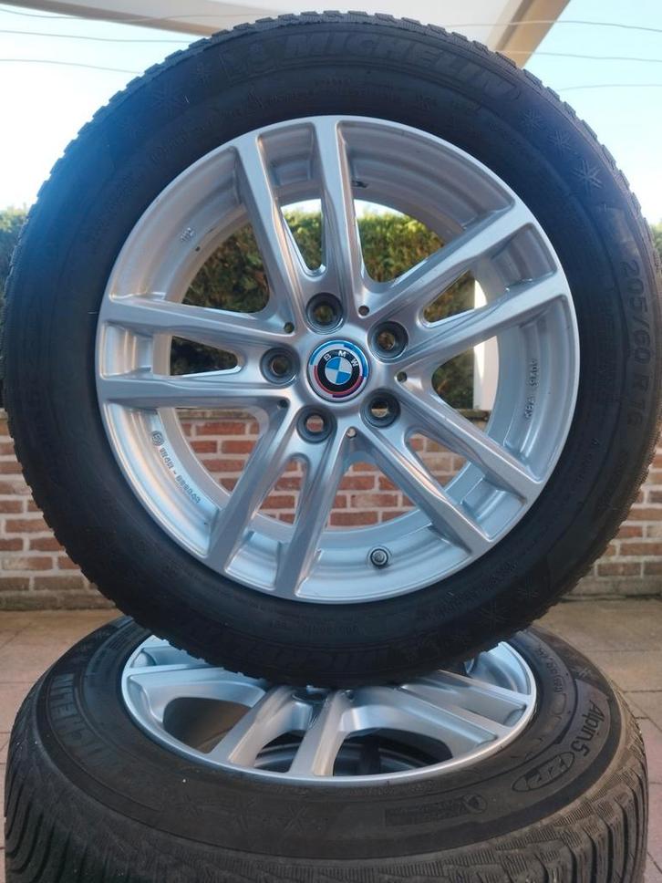 Winterbanden Michelin 205/60/R16 BMW 2serie Active/ 5X112, Auto-onderdelen, Banden en Velgen, Velg(en), Winterbanden, 16 inch