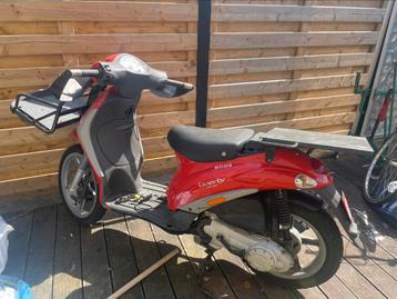 Brommer Piaggio 50cc klasse B kijk beschrijving! beschikbaar voor biedingen