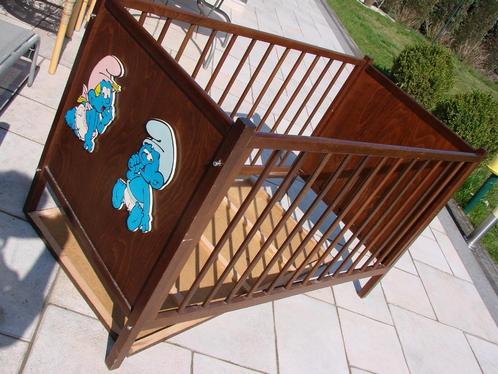 vintage: kinderbedje MET dik matrasje, Kinderen en Baby's, Kinderkamer | Bedden, Gebruikt, Lattenbodem, Matras, Ophalen