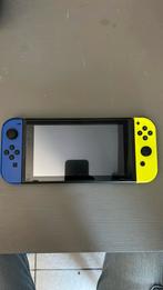 nintendo switch + accessories, Ophalen, Gebruikt, Met 3 controllers of meer, Switch Original