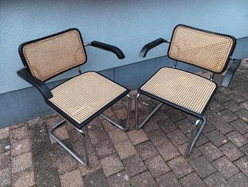  2 cesca-stoelen met armleuningen in perfecte staat  beschikbaar voor biedingen