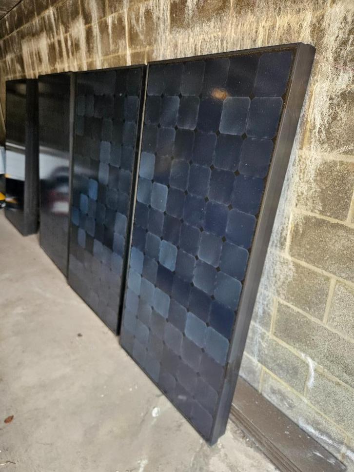 Gebruikte fotovoltaïsche panelen, Doe-het-zelf en Bouw, Zonnepanelen en Toebehoren, Gebruikt, Compleet systeem, 200 wattpiek of meer