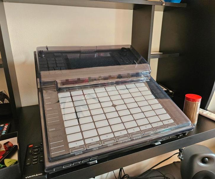 Akai Force - Très bon état, Musique & Instruments, Échantillonneurs, Enlèvement