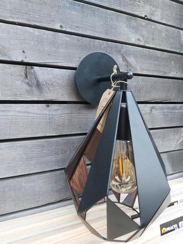 Eglo wandlamp Charlton 1 beschikbaar voor biedingen