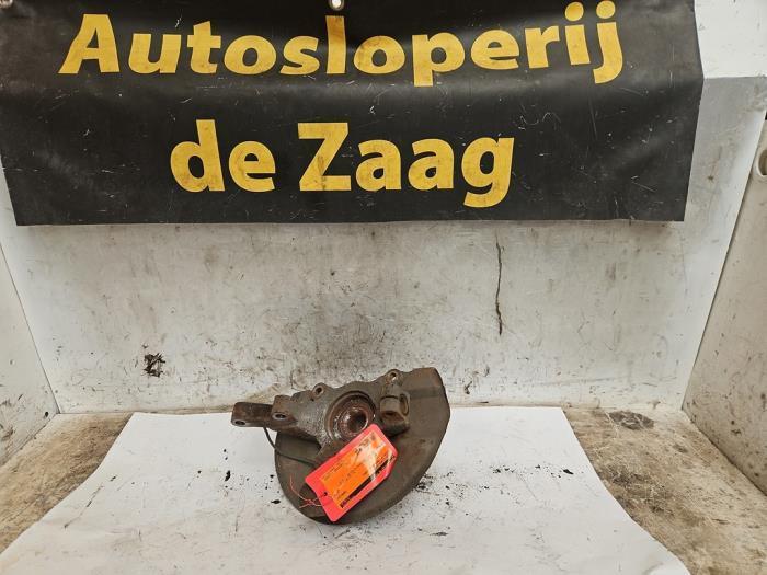 Fusee links-voor van een Dodge Caliber, Auto-onderdelen, Ophanging en Onderstel, Dodge, Gebruikt, 3 maanden garantie, Ophalen of Verzenden