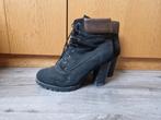 Schoenen met hak, Ophalen
